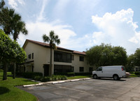 The Gardens at Palm Aire in Sarasota, FL - Building Photo - Building Photo