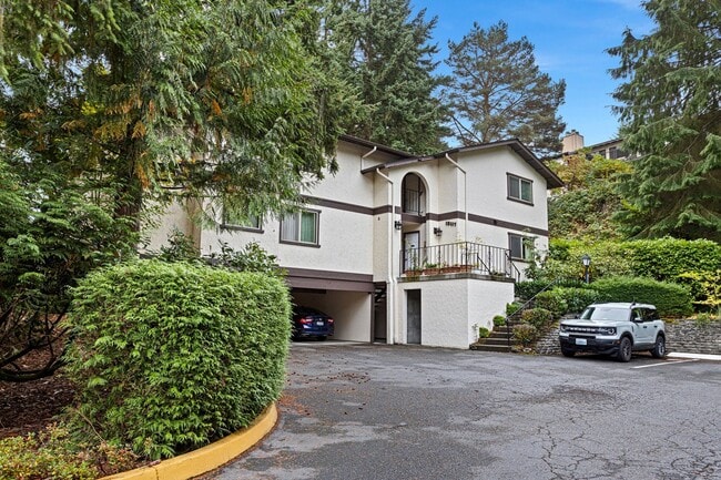 North Forest Apartments in Shoreline, WA - Building Photo - Building Photo