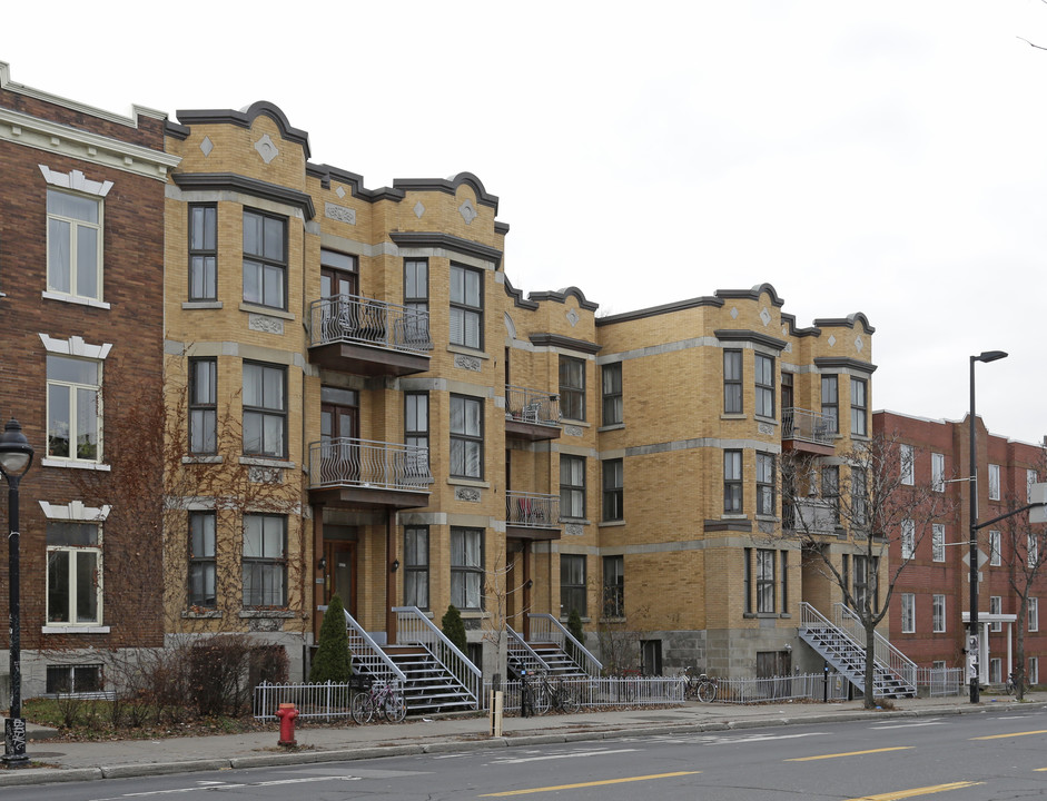 5944-5950 du Parc in Montréal, QC - Building Photo