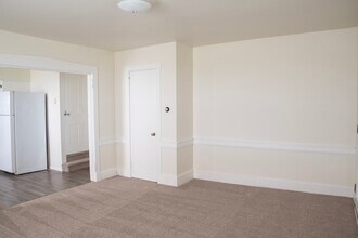 488 S Colebrook Rd in Manheim, PA - Building Photo - Building Photo