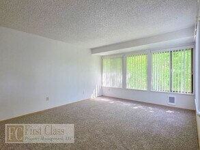 4832 SW Murray Blvd in Beaverton, OR - Building Photo - Building Photo