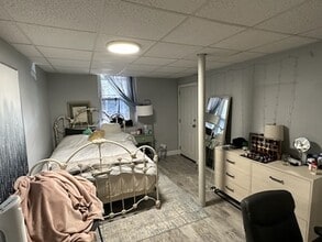 1475 Beacon St, Unit 1 in Brookline, MA - Building Photo - Building Photo