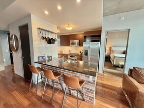 1494 Union St, Unit 609 in San Diego, CA - Foto de edificio - Building Photo