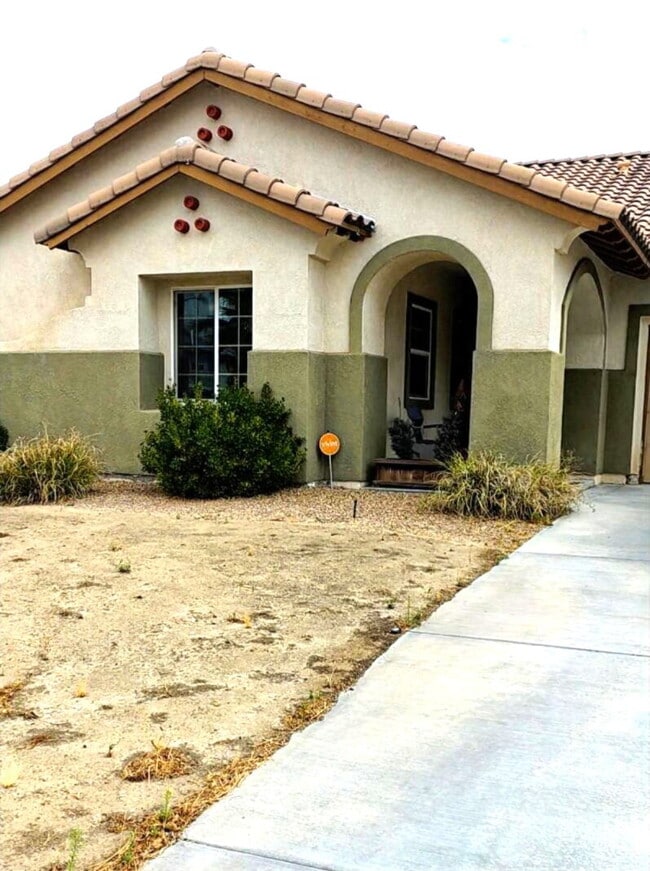 property at 43826 Countryside Dr