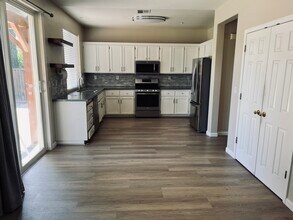 6953 Bear Creek Dr in Livermore, CA - Building Photo - Building Photo