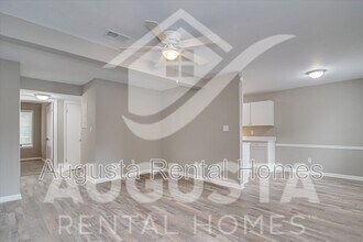 168 Conifer Dr in North Augusta, SC - Building Photo - Building Photo