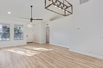 11 N Concord St in Gilbert, AZ - Building Photo - Building Photo