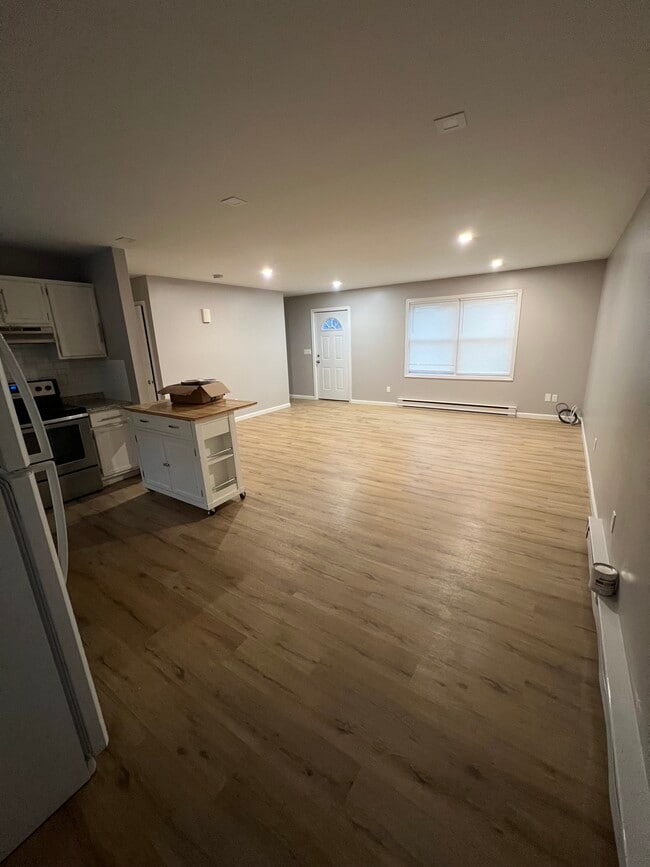 86A Fordyce Rd in New Milford, CT - Building Photo - Building Photo