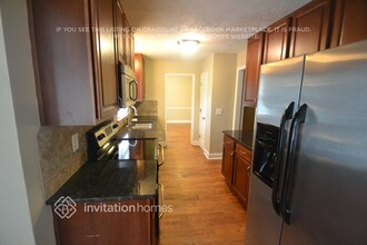 3240 Wakefield Dr, Unit 43 in Decatur, GA - Building Photo - Building Photo