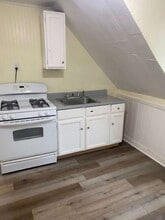 2219 W 103rd St in Cleveland, OH - Building Photo - Building Photo