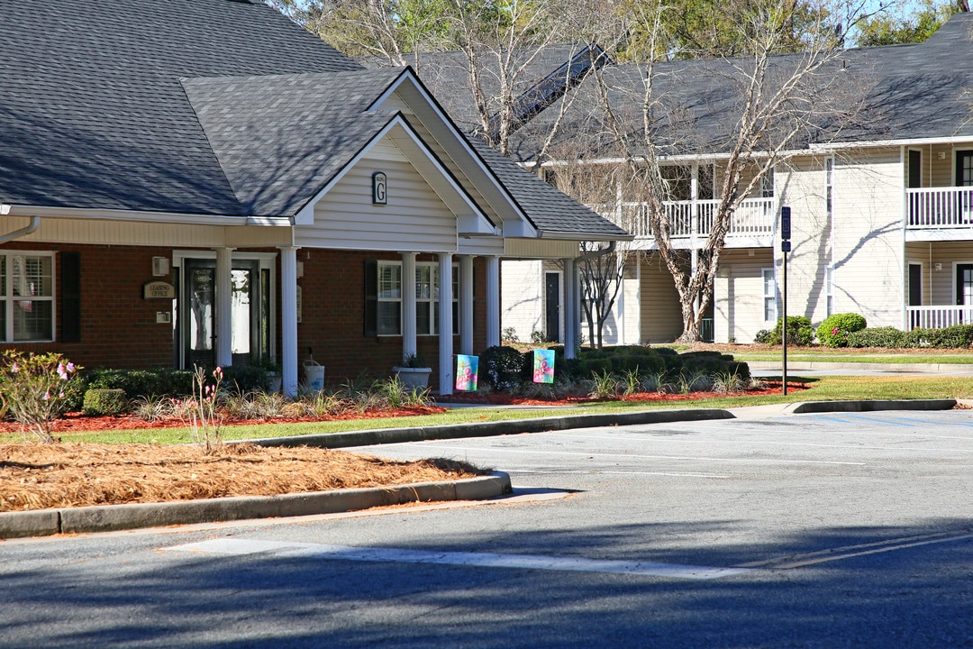Ashton Park in Valdosta, GA - Foto de edificio