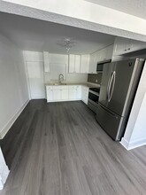 823 Helena Dr in Lake Worth Beach, FL - Building Photo - Building Photo