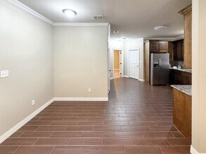 824 N Branch St in Sherman, TX - Building Photo - Building Photo