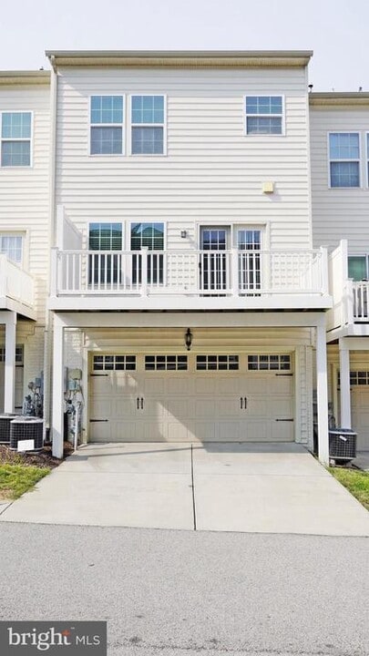 7316 Summit Rock Rd in Elkridge, MD - Building Photo