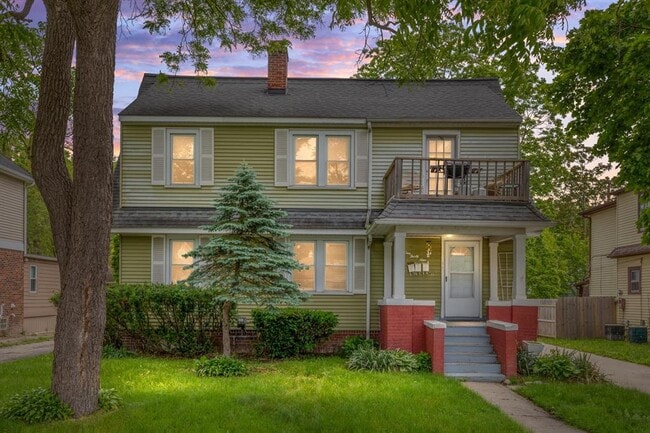 property at 139 Draper Ave