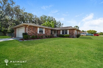 34449 Black Bass Cir in Fruitland Park, FL - Building Photo - Building Photo