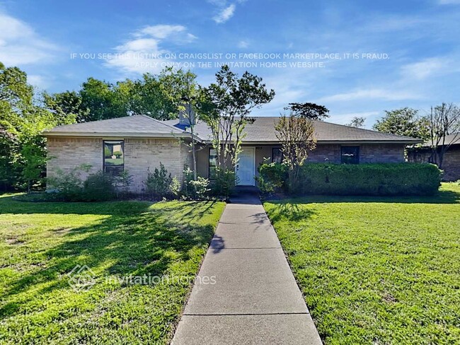 property at 405 Daniel Ln
