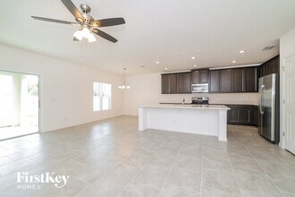 888 Avenal Ln in Davenport, FL - Building Photo - Building Photo