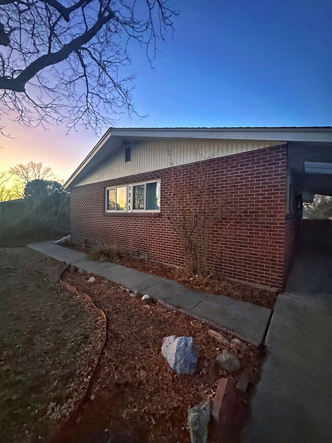 5343 E Utah Pl in Denver, CO - Building Photo - Building Photo