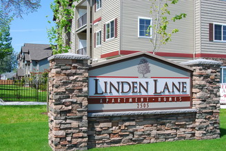 Linden Lane Apartments in Puyallup, WA - Foto de edificio - Building Photo