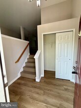 204 Jones St in Burlington, NJ - Building Photo - Building Photo