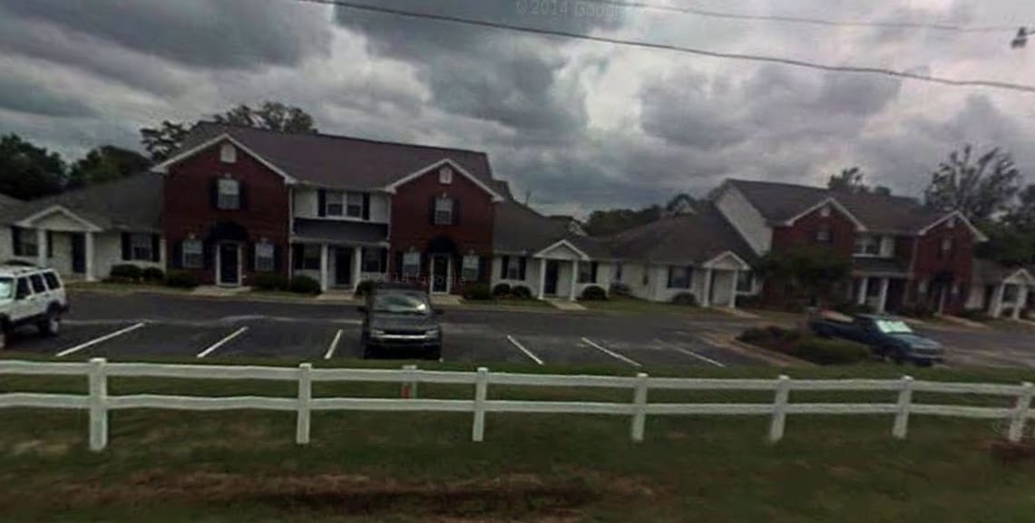 Cambridge Apartments in Hartselle, AL - Foto de edificio