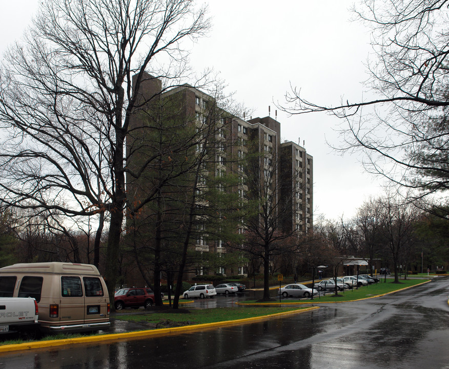 Arcola Towers in Silver Spring, MD - Building Photo