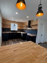 502 W Lexington Ave in Winchester, KY - Building Photo