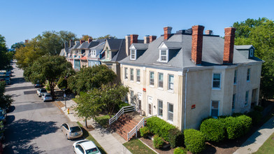 400-402 Fairfax Ave in Norfolk, VA - Foto de edificio - Building Photo