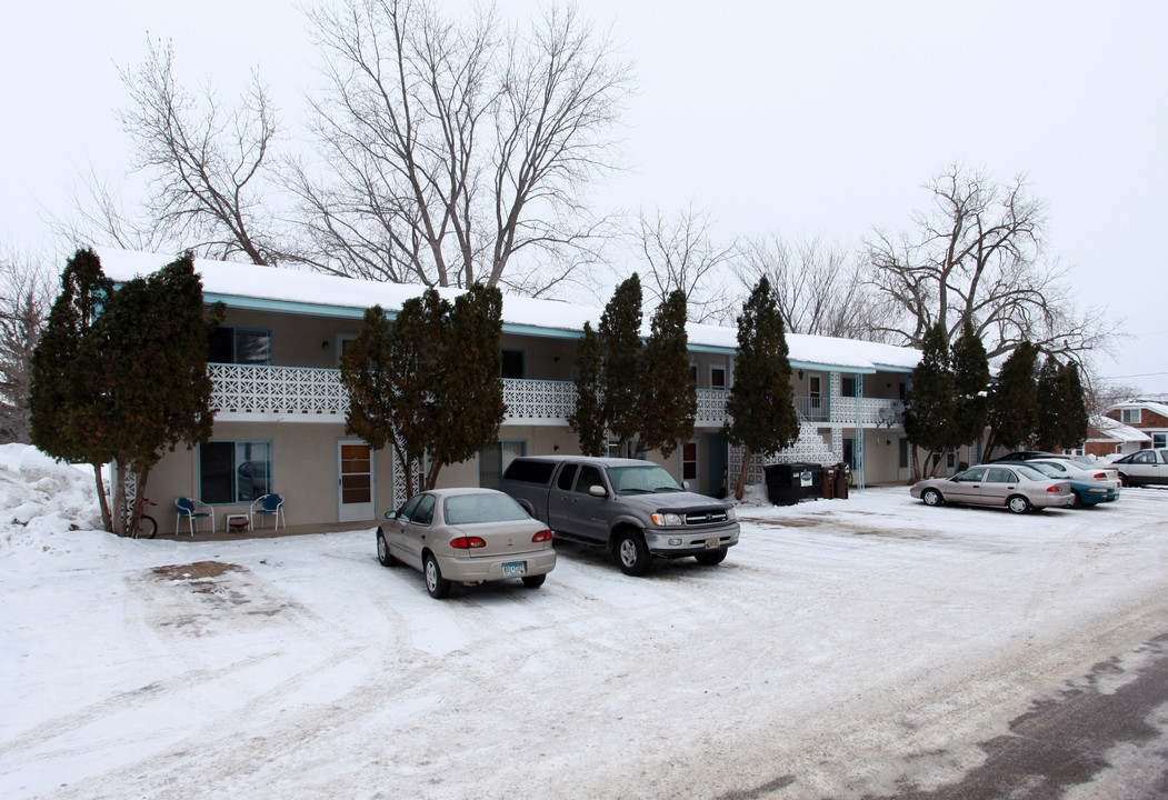 1975 Central Ave in Long Lake, MN - Building Photo