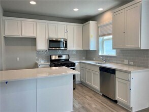 2537 Pecan Island Dr in Leander, TX - Building Photo - Building Photo