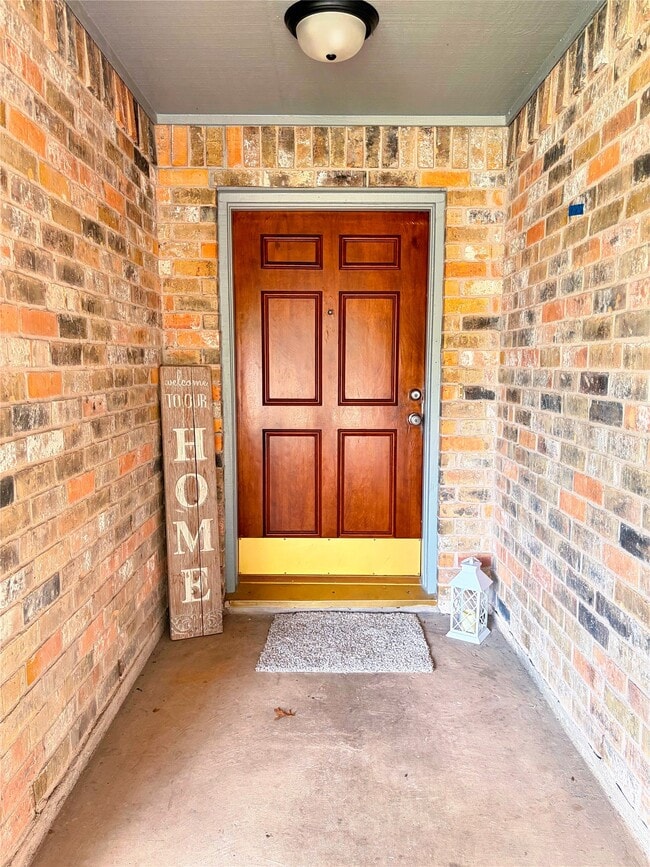 property at 15310 Beechnut St