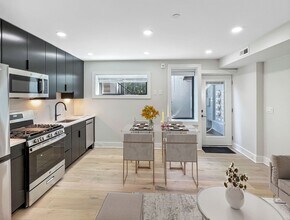 1026 18th St NE in Washington, DC - Building Photo - Building Photo