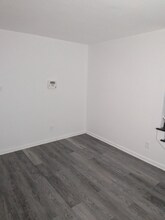 2347-2349-2349 Linden Ave in Columbus, OH - Building Photo - Building Photo