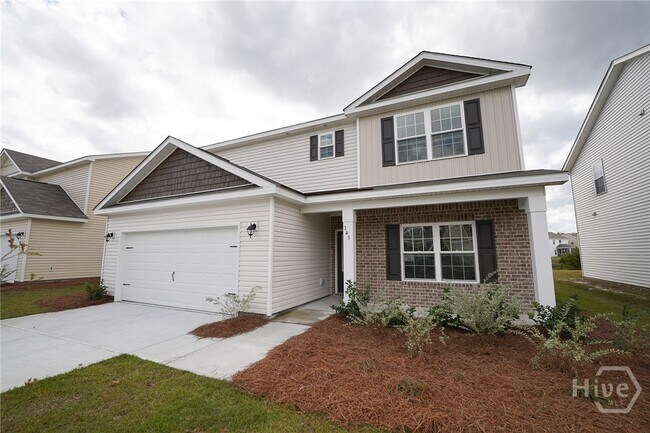 143 Guana Ln in Bloomingdale, GA - Foto de edificio - Building Photo