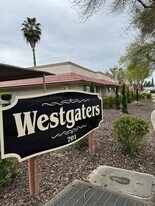 Westgaters Apartments in Madera, CA - Building Photo