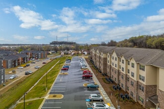 Stoney Ridge Estates in Broken Arrow, OK - Building Photo - Interior Photo