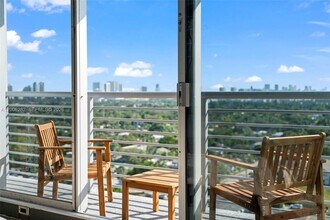 1720 Harrison St in Hollywood, FL - Building Photo - Building Photo
