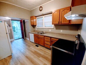 232 Cansler Ave in Knoxville, TN - Building Photo - Building Photo