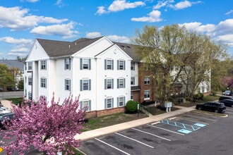 Bradford Pointe Apartments in Bordentown, NJ - Building Photo - Building Photo