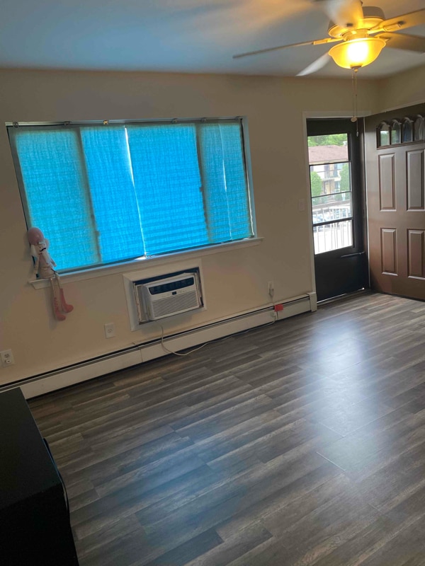 1010 Cricket Ln in Woodbridge Township, NJ - Building Photo - Building Photo