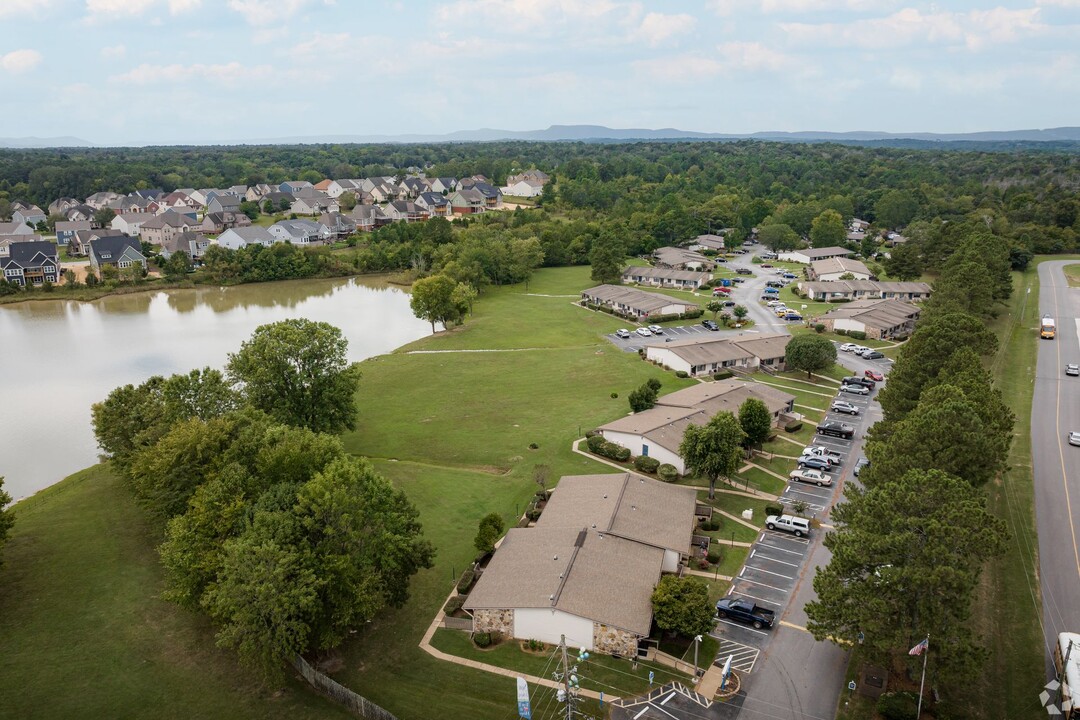 Lakeshore Apartments in Fort Oglethorpe, GA - Building Photo