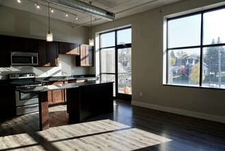 Lumberyard Lofts in Grand Rapids, MI - Foto de edificio - Building Photo