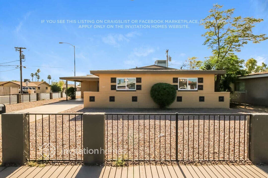 561 E Franklin Ave in Mesa, AZ - Building Photo