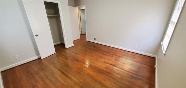 2704 Gresham Rd S E in Atlanta, GA - Building Photo - Building Photo