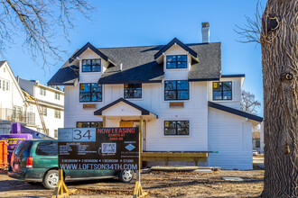 1219 34th St in Des Moines, IA - Building Photo - Building Photo