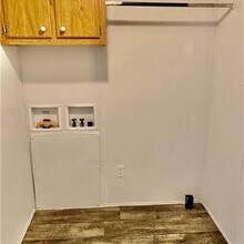 360 Co Rd 462 in Elgin, TX - Building Photo - Building Photo