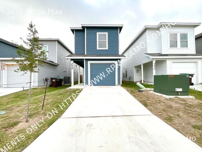 7638 Aston Peak in San Antonio, TX - Building Photo - Building Photo