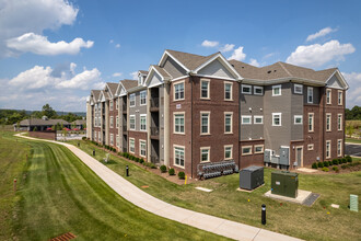 Meadows at Montgomery in Belle Mead, NJ - Building Photo - Building Photo