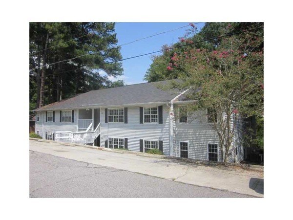 155 Bowen St-Unit -10 in Carrollton, GA - Building Photo